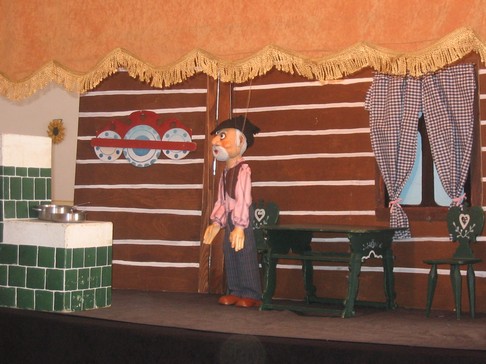 divadlo O Budulnkovi, leden 2008 004.jpg
