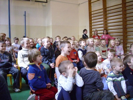 Divadlo Bubáci a hastrmani 21.10. 001.jpg