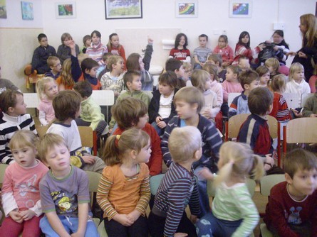 Divadlo Ploskovice 003.jpg