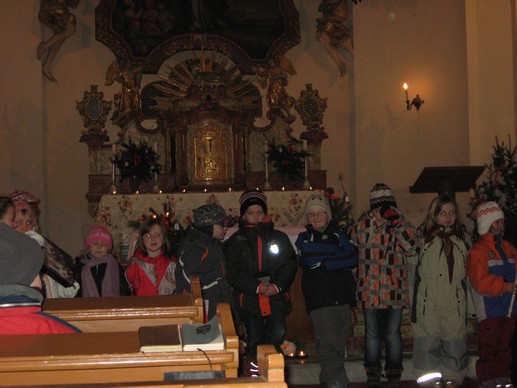 Zpívání v kostele 16.12. 001.jpg