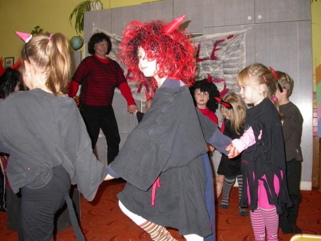 Mikulas a cert (7).JPG