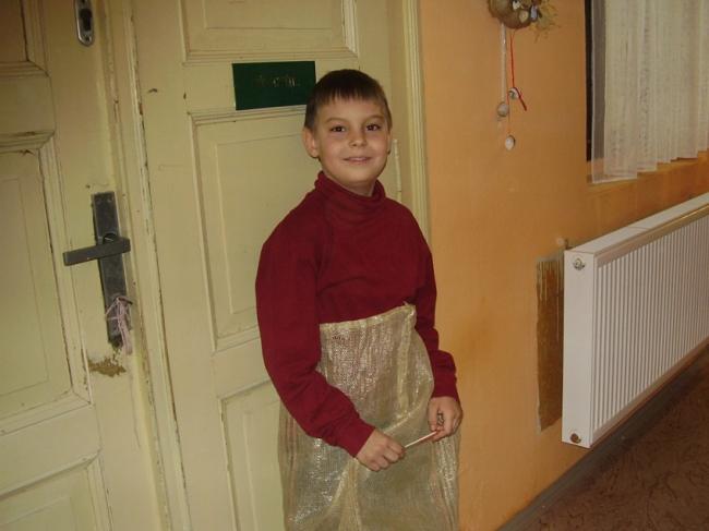 Mikuláš vMŠ a ZŠ 010.jpg