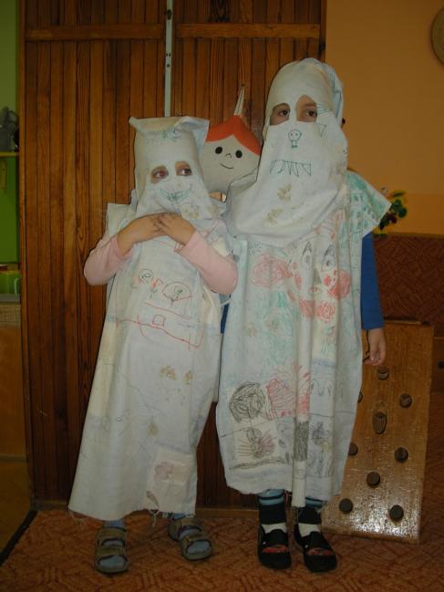 Maškarní v MŠ 2014 007.jpg